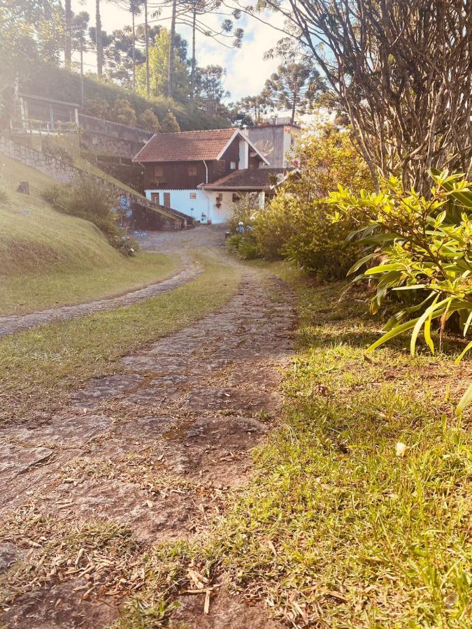 Fontana, Centro Capivari Villa Campos do Jordao Exterior photo